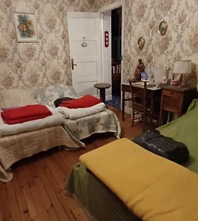 Chez Virginie Lurdy