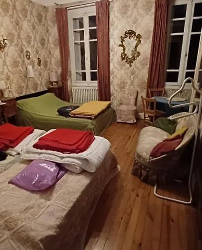 ホームステイ Chez Virginie