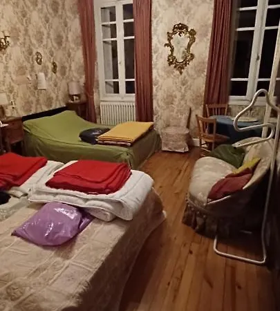 Quarto em Acomodações Particulares Chez Virginie